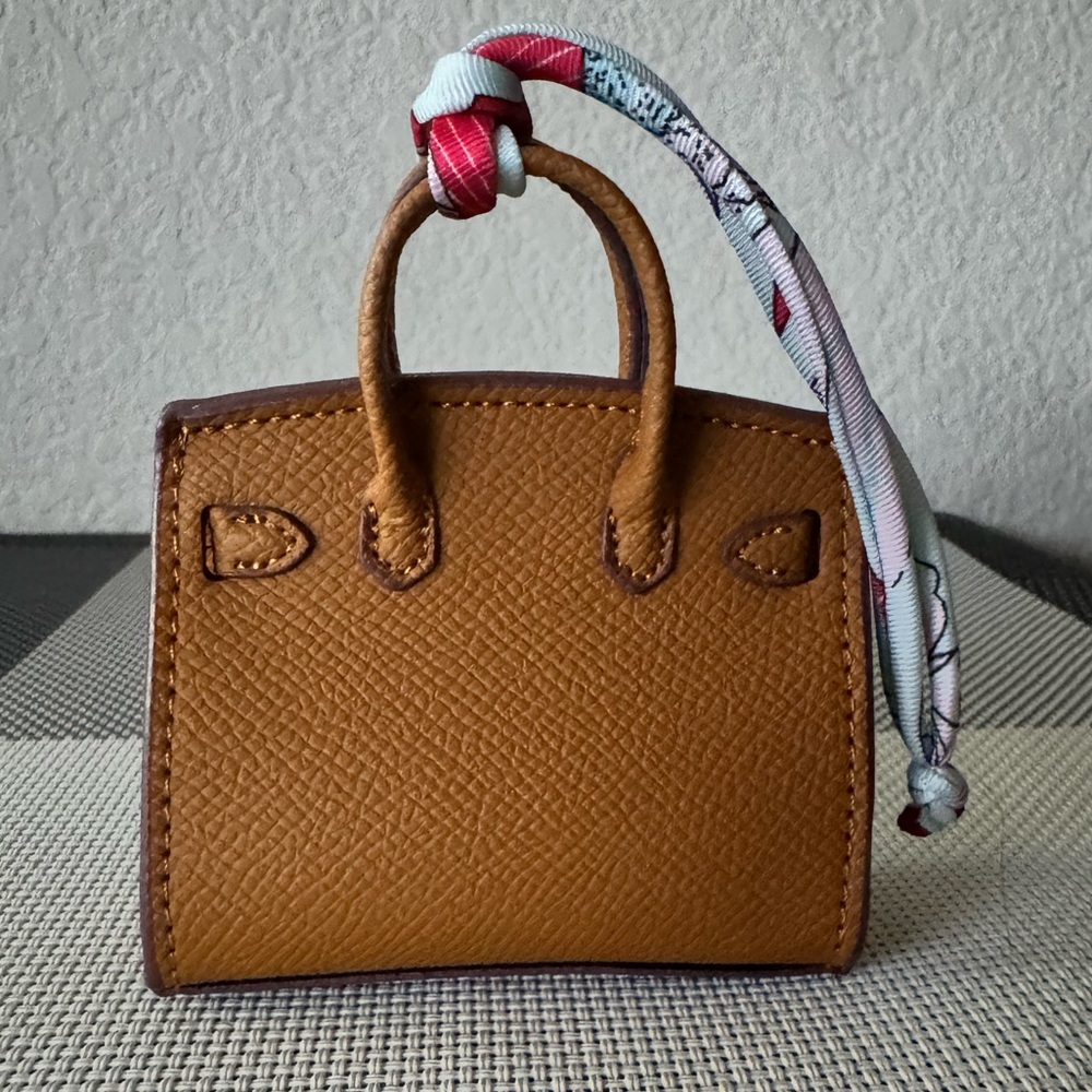 Gold Faubourg House Mini Bag Charm - Picture 2 of 7